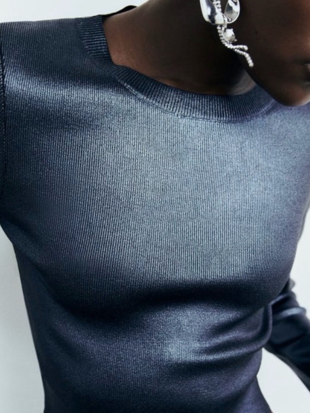 Zara Women's Navy Crewneck Top